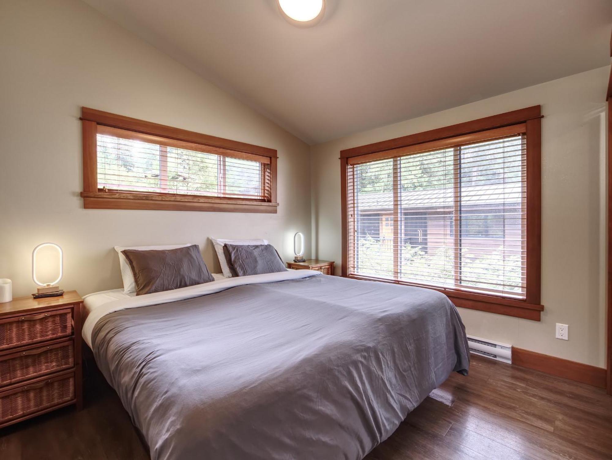 Handsome Dan'S Vacation Cottage Rentals 伦弗鲁港 客房 照片